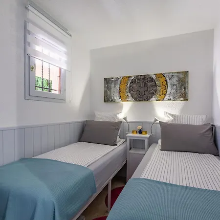 La Perle Rosel By Interhome