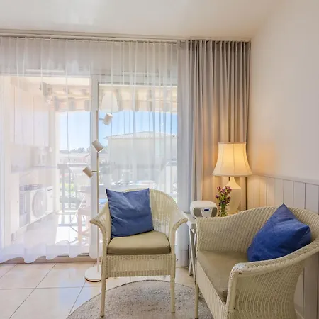 La Perle Rosel By Interhome شقة
